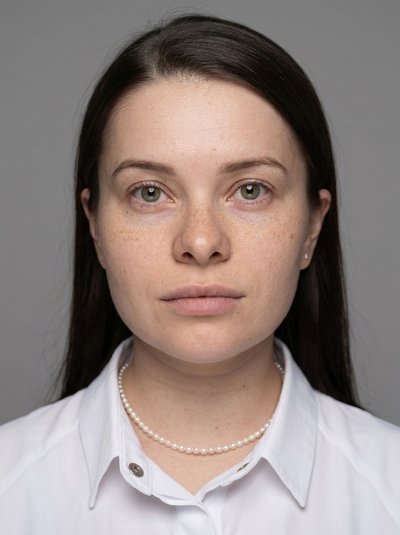Портрет женщины без косметики для визажиста